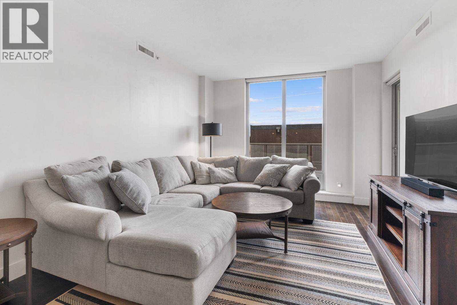 2040 Springfield Road Unit# 303
