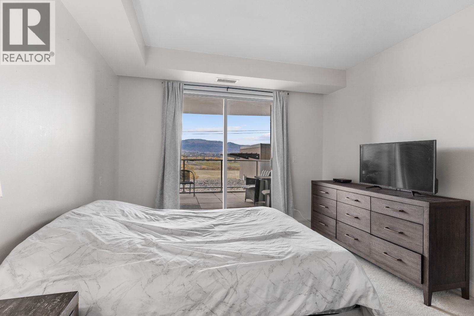 2040 Springfield Road Unit# 303
