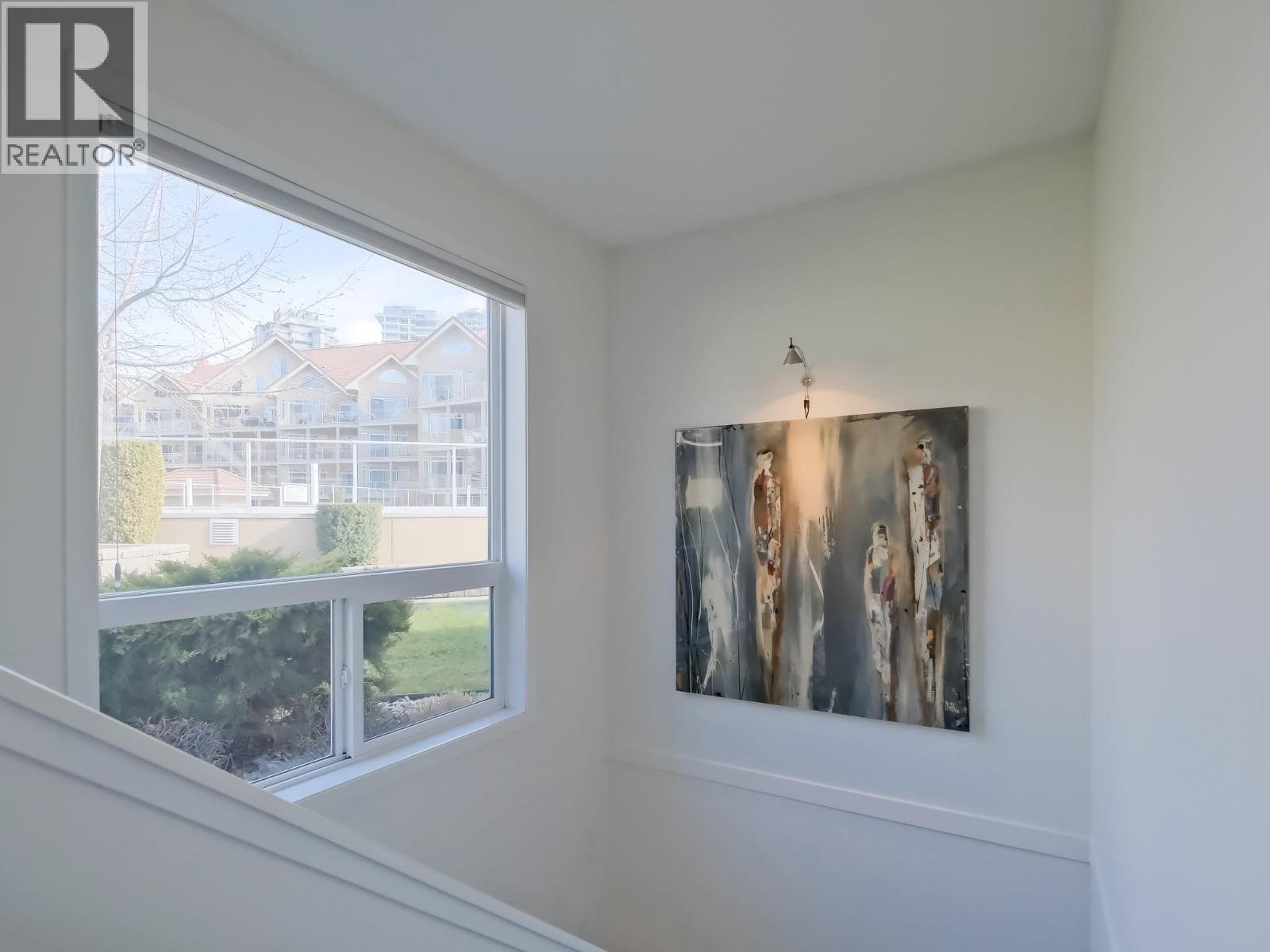 1088 Sunset Drive Unit# 221