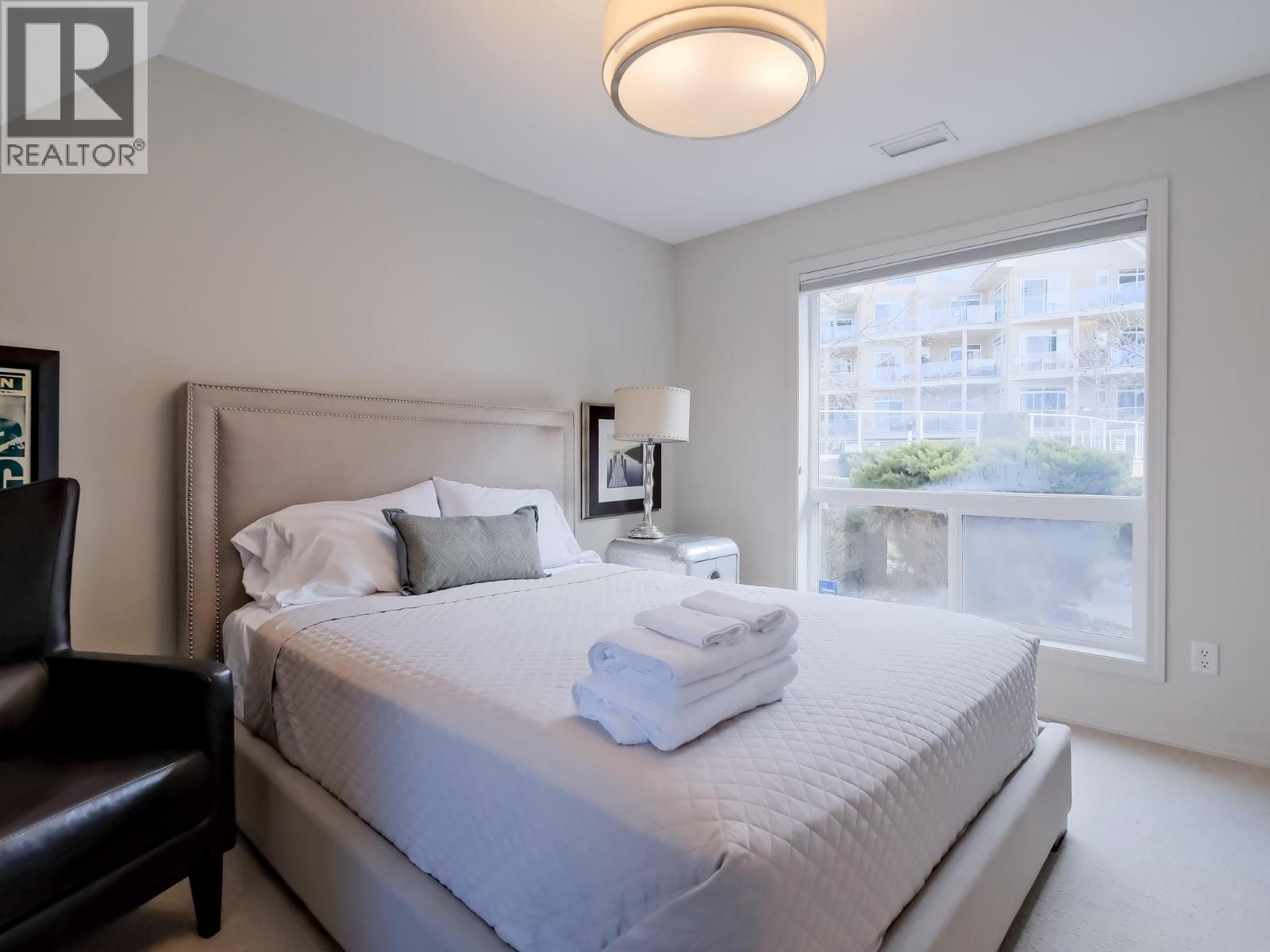 1088 Sunset Drive Unit# 221