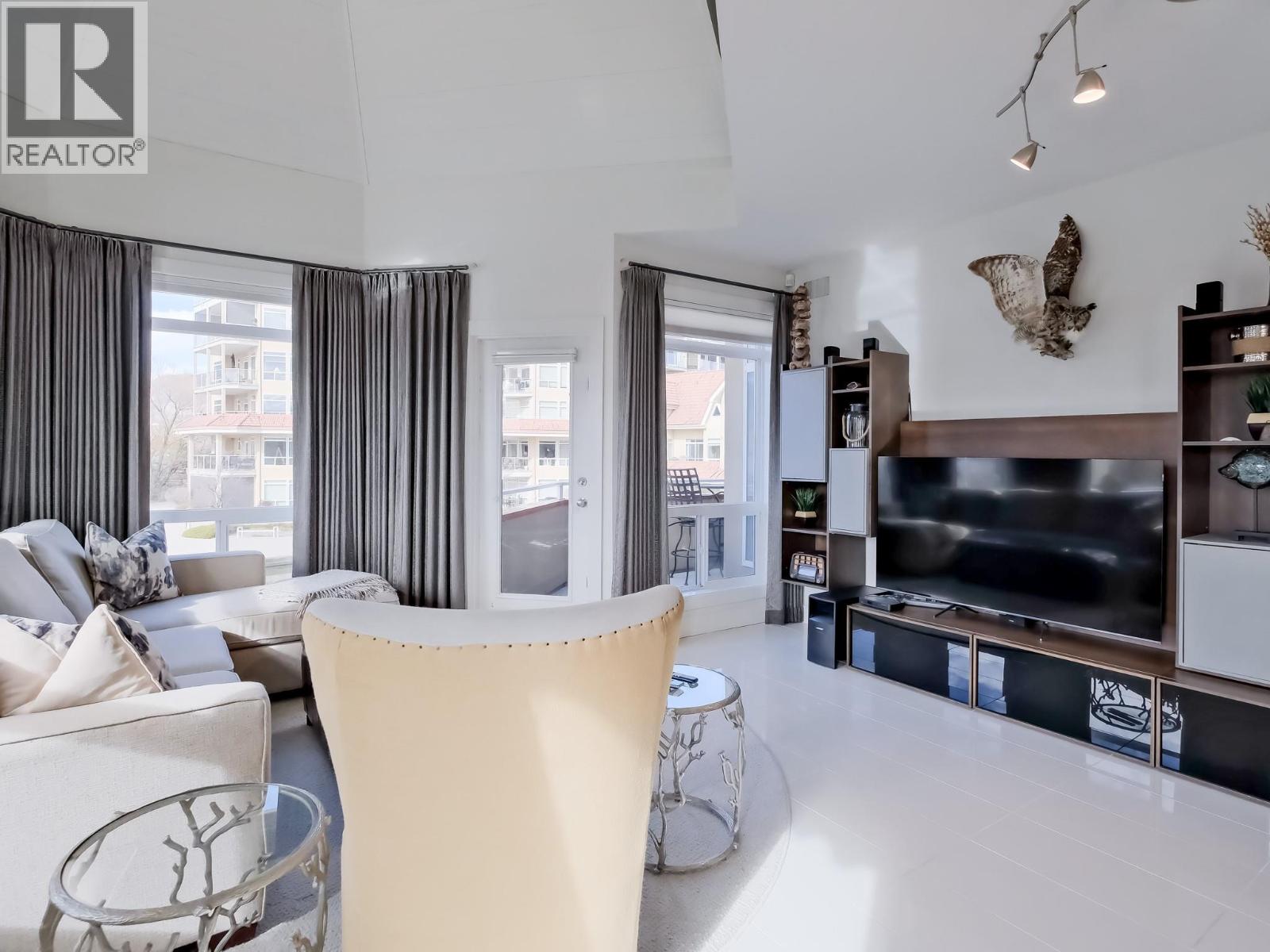 1088 Sunset Drive Unit# 221