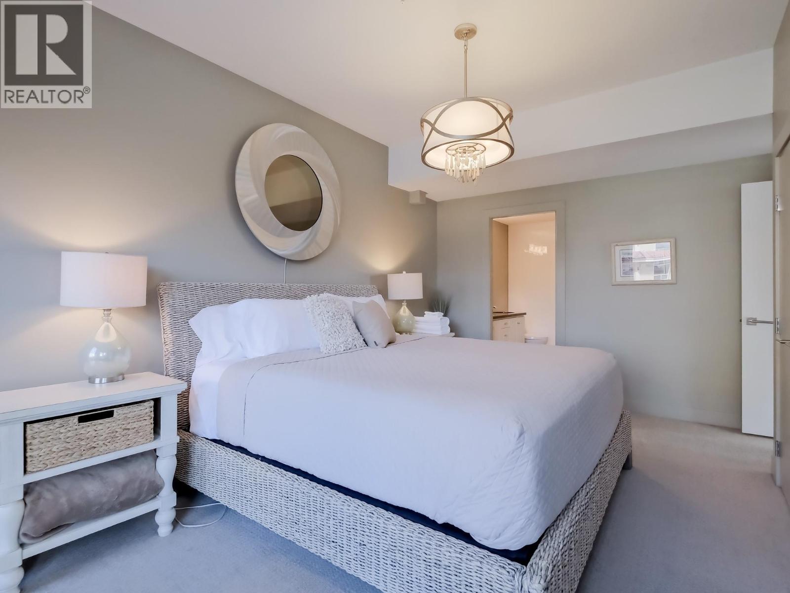 1088 Sunset Drive Unit# 221