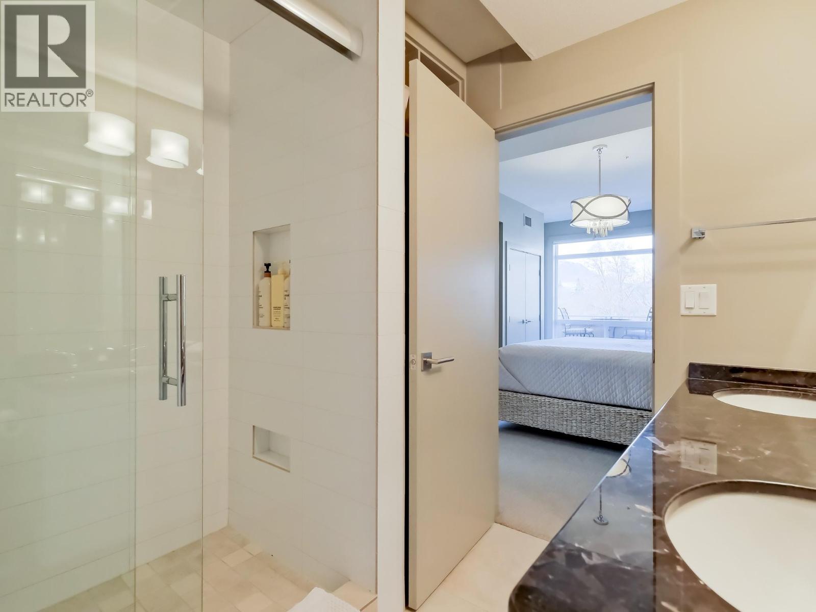 1088 Sunset Drive Unit# 221