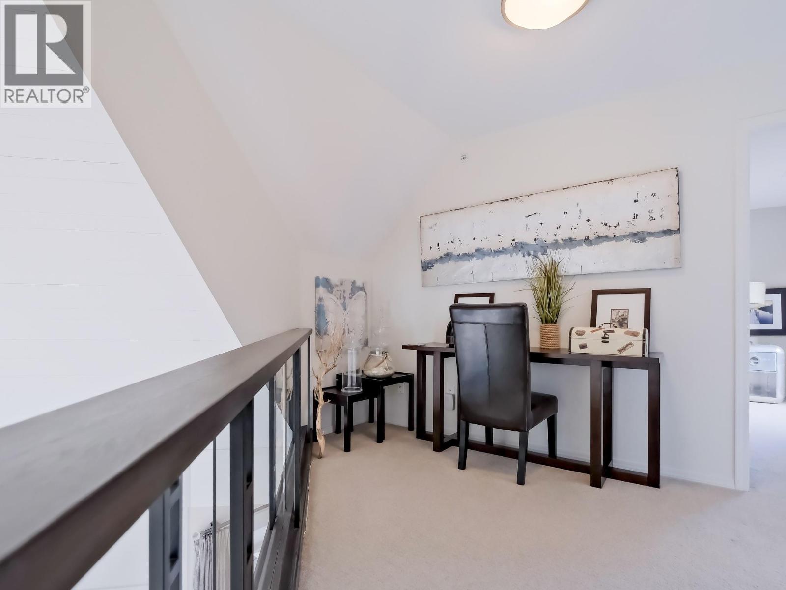 1088 Sunset Drive Unit# 221