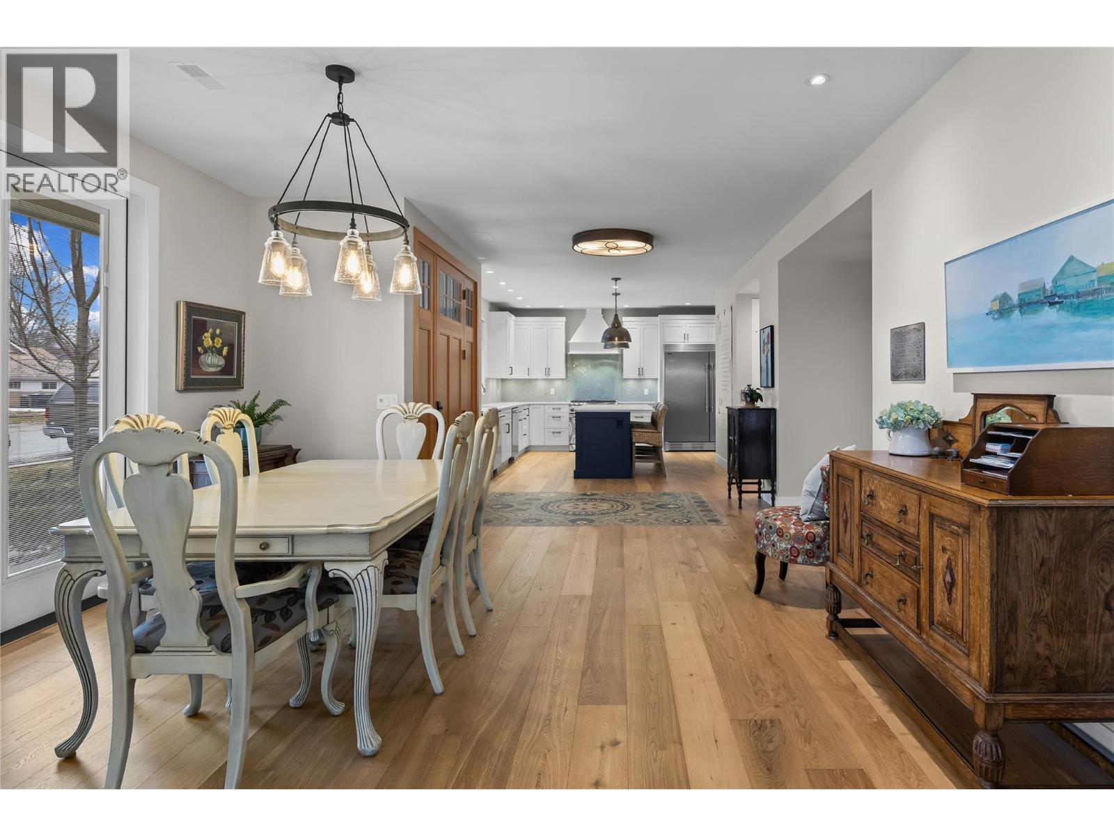 2050 Long Street