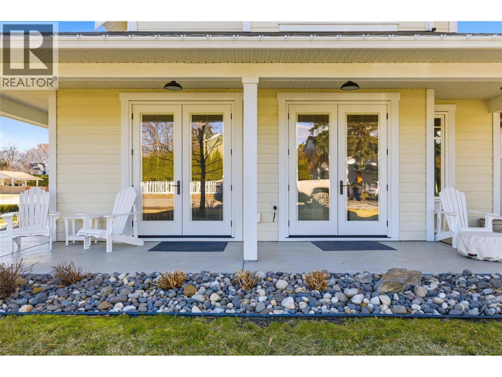 2050 Long Street