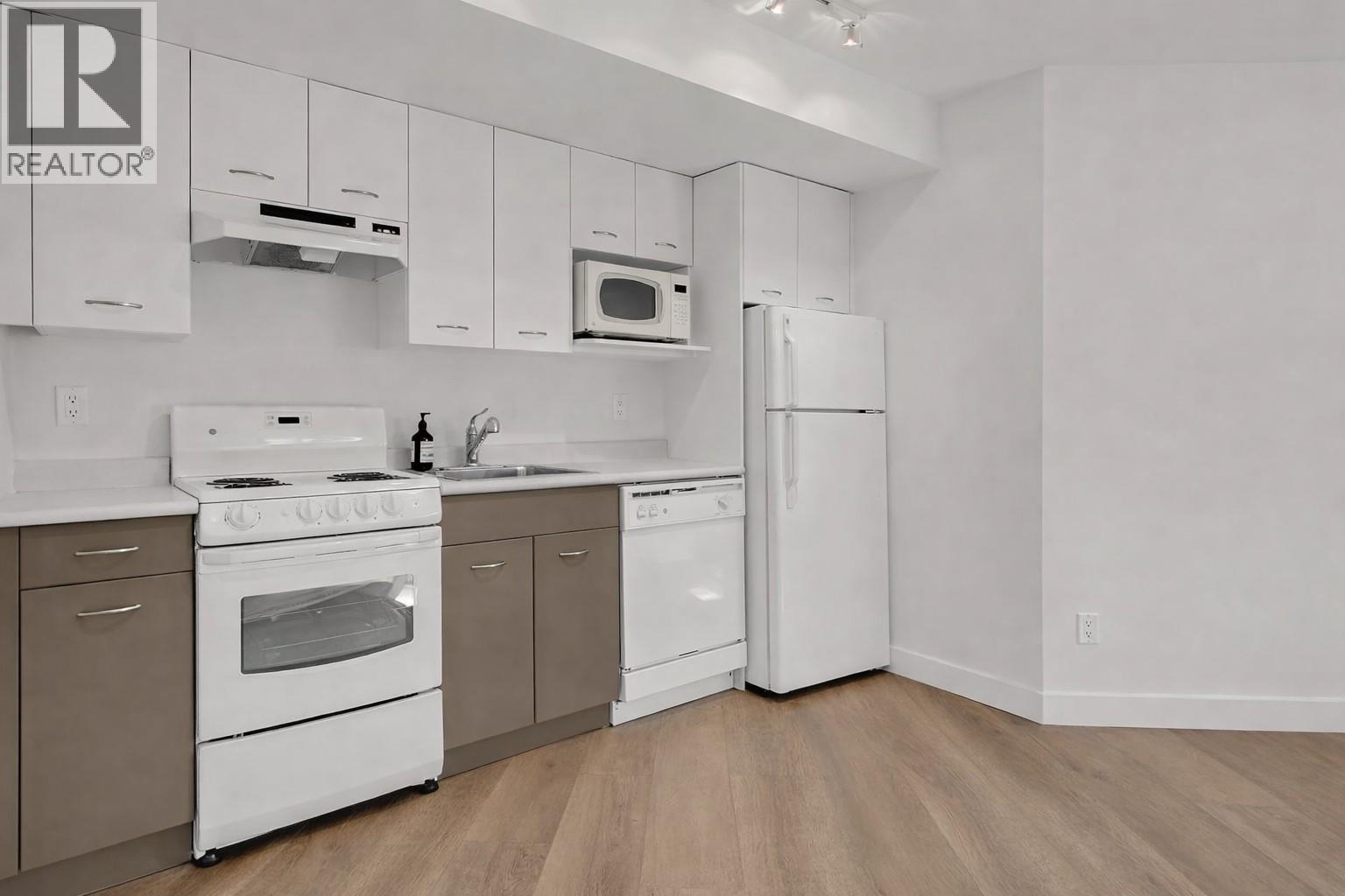 533 Yates Road Unit# 100