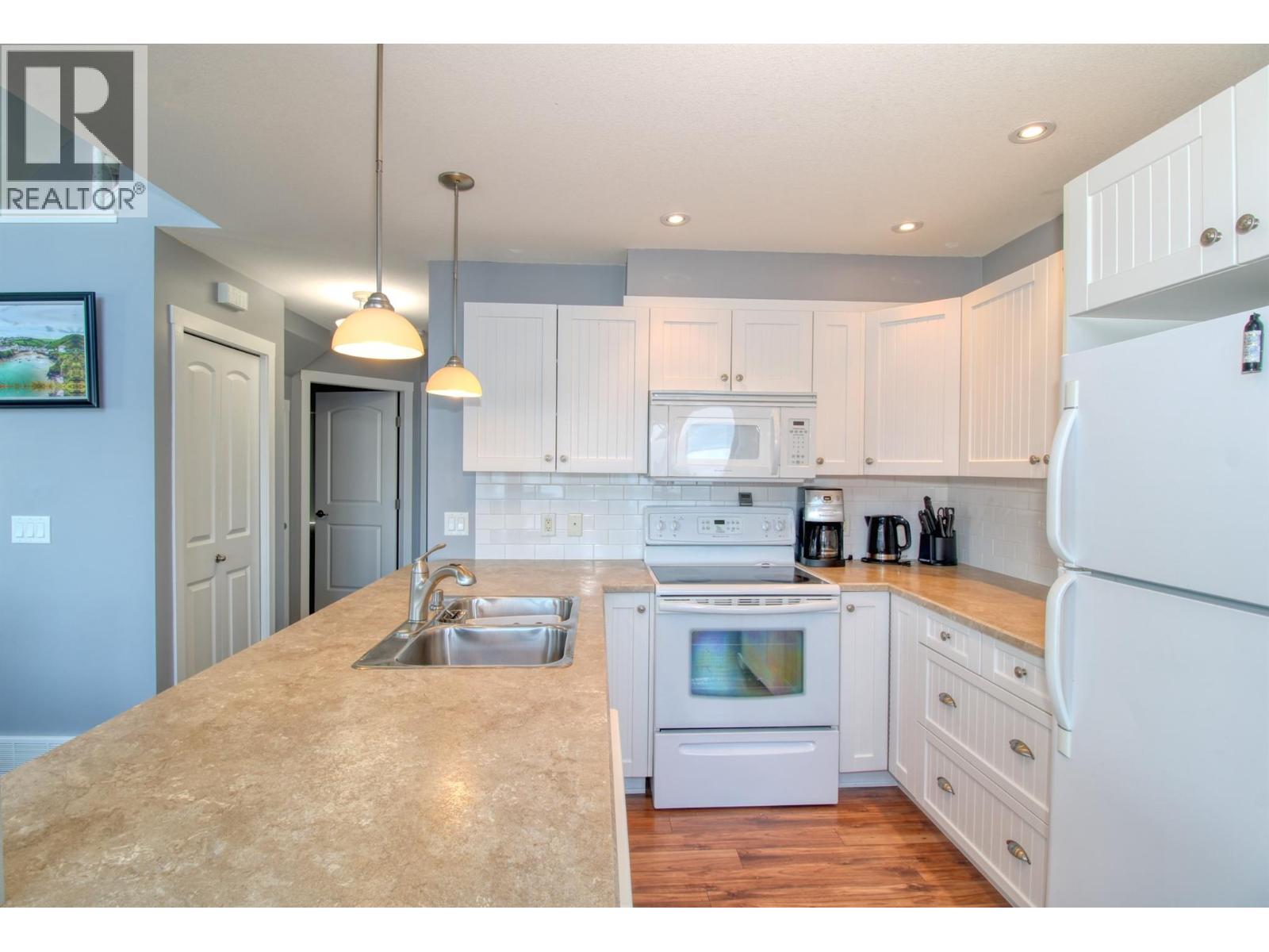 6933 Barcelona Drive Unit# 64