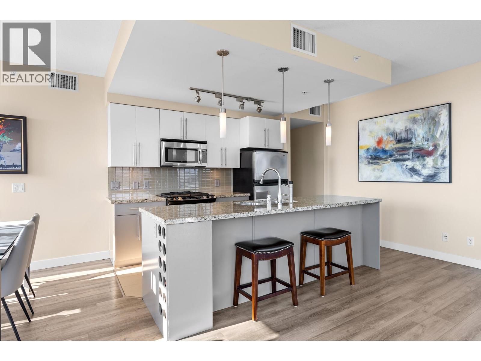 1075 Sunset Drive Unit# 2103