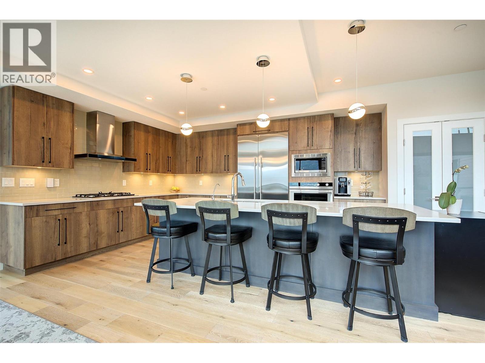 3475 Granite Close Unit# 401