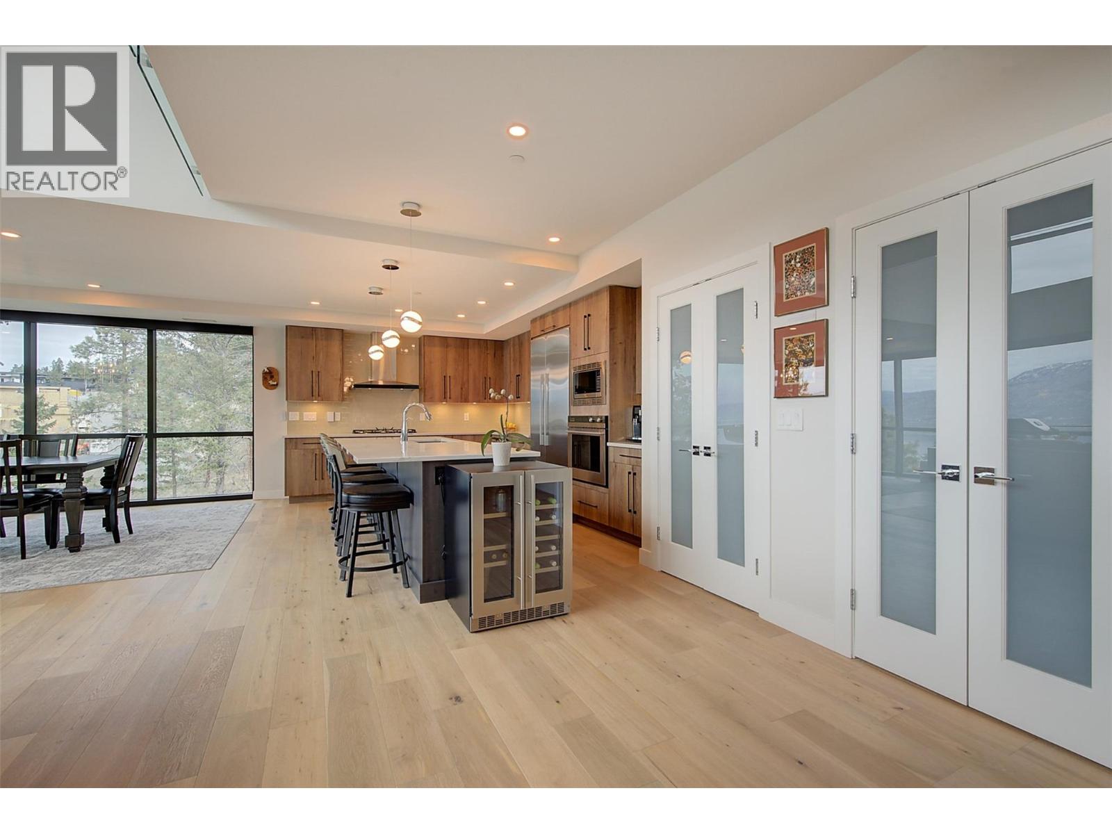 3475 Granite Close Unit# 401
