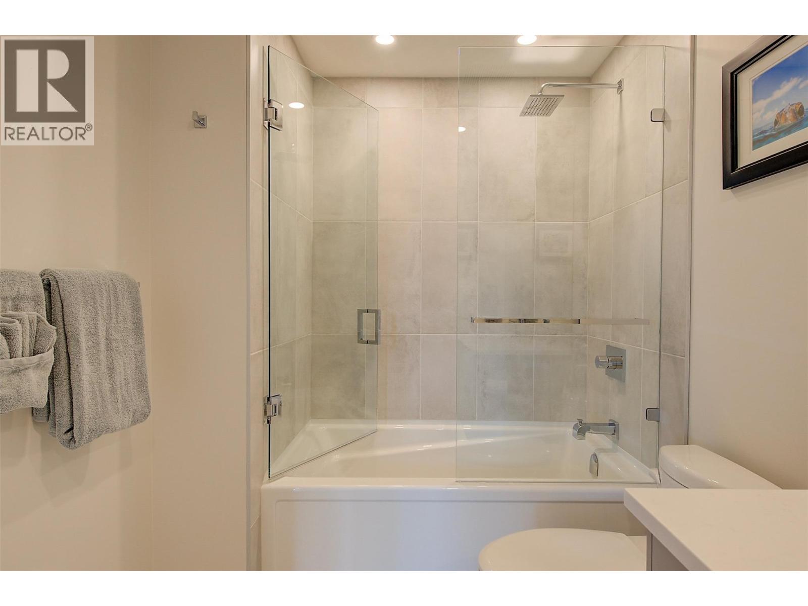 3475 Granite Close Unit# 401