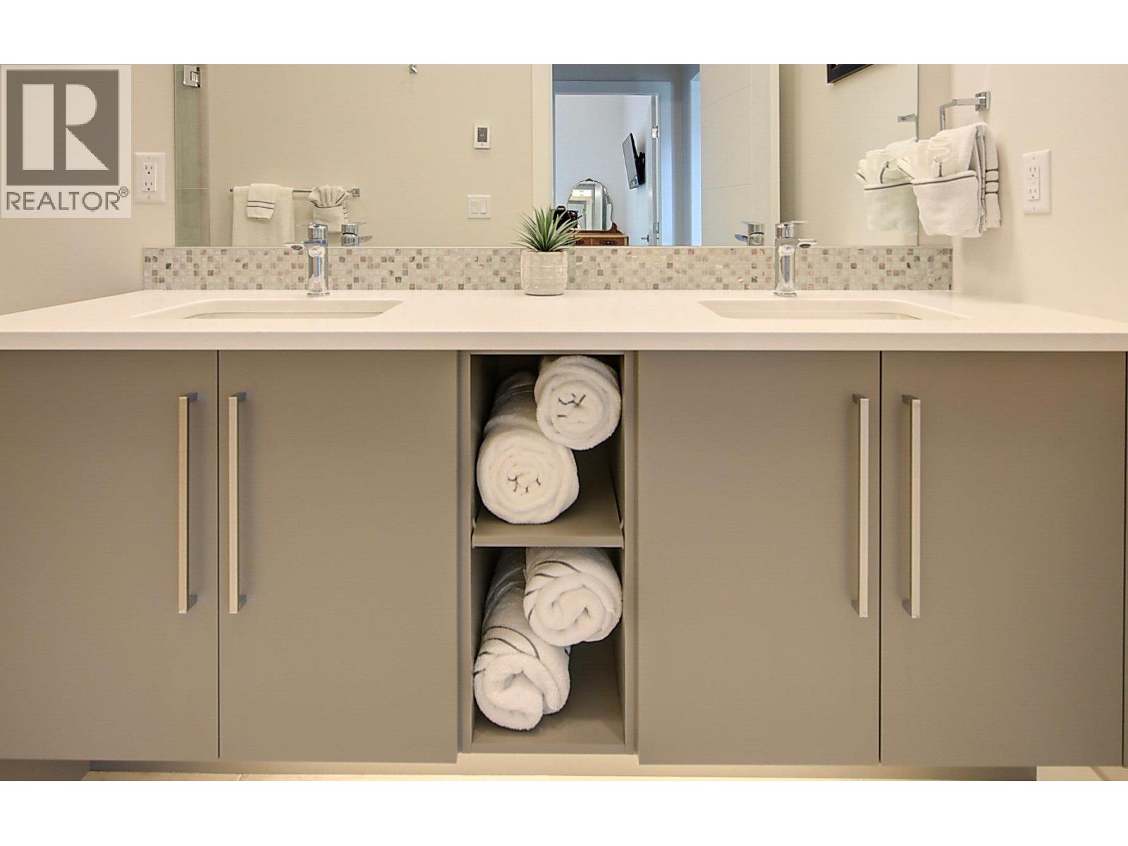 3475 Granite Close Unit# 401