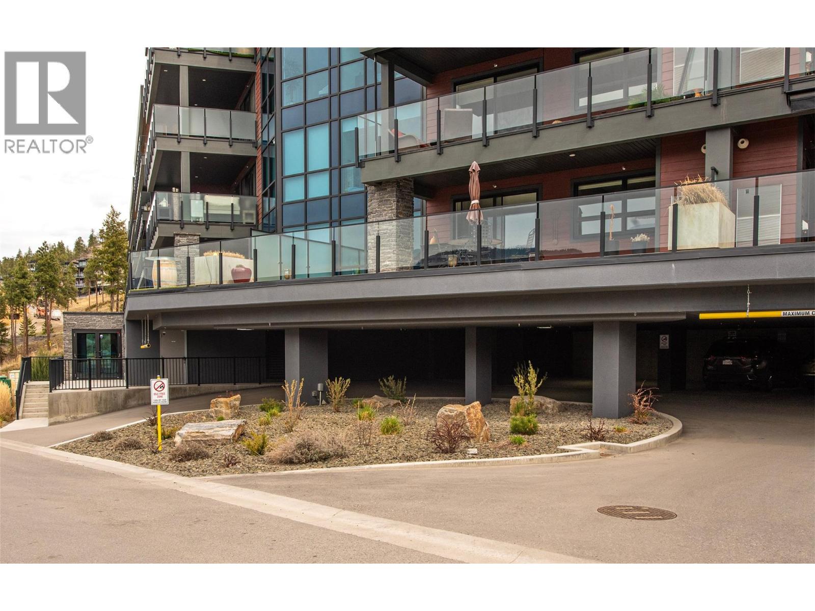 3475 Granite Close Unit# 401