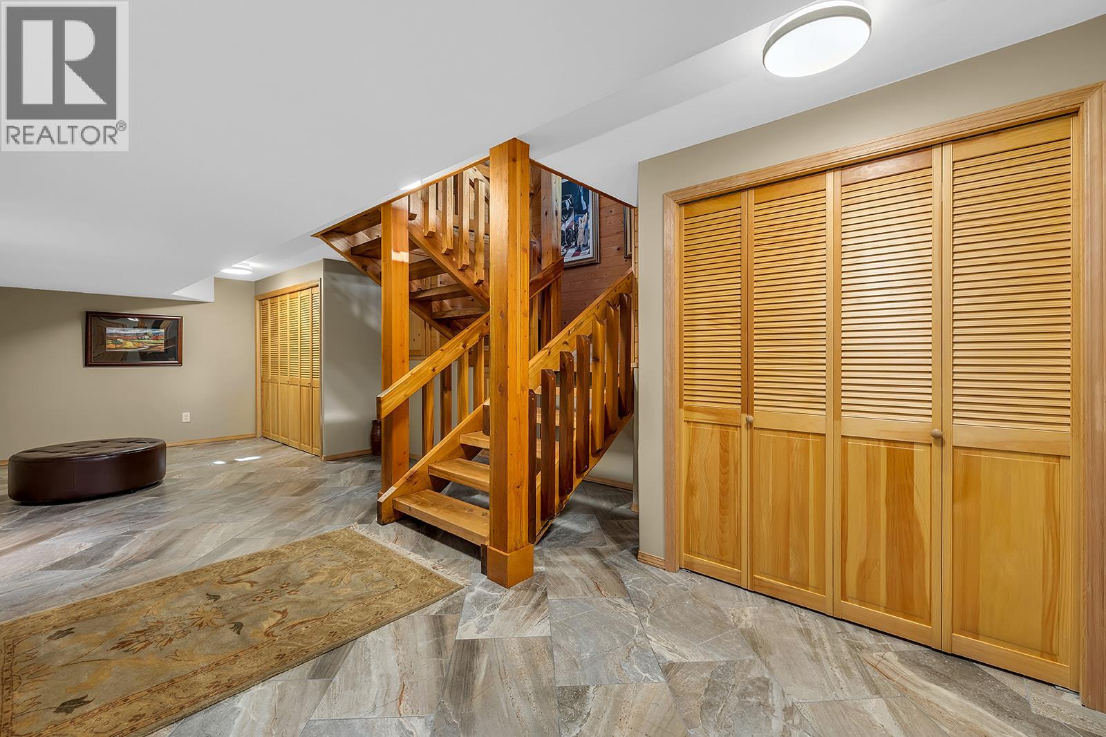 5705 Upper Booth N Road