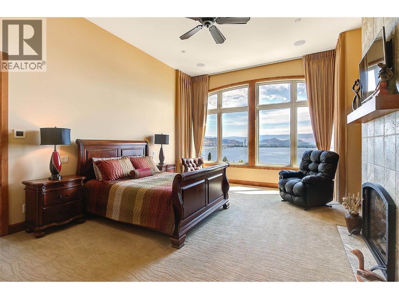2513 Casa Palmero Drive