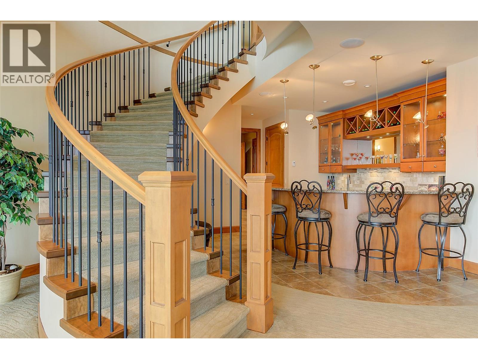 2513 Casa Palmero Drive