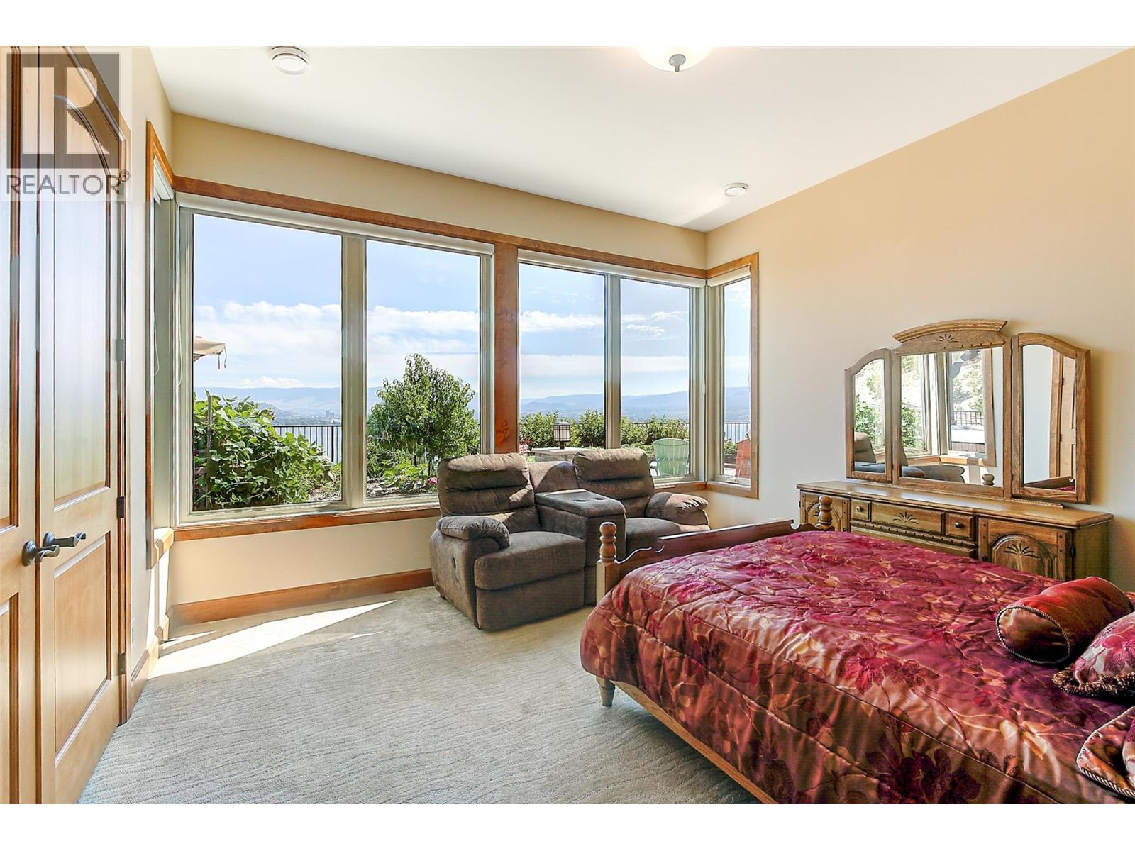 2513 Casa Palmero Drive