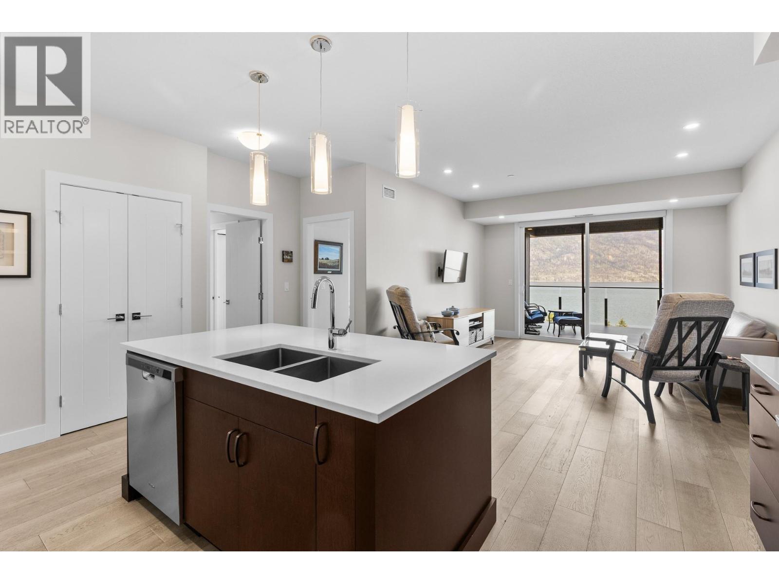 3475 Granite Close Unit# 302
