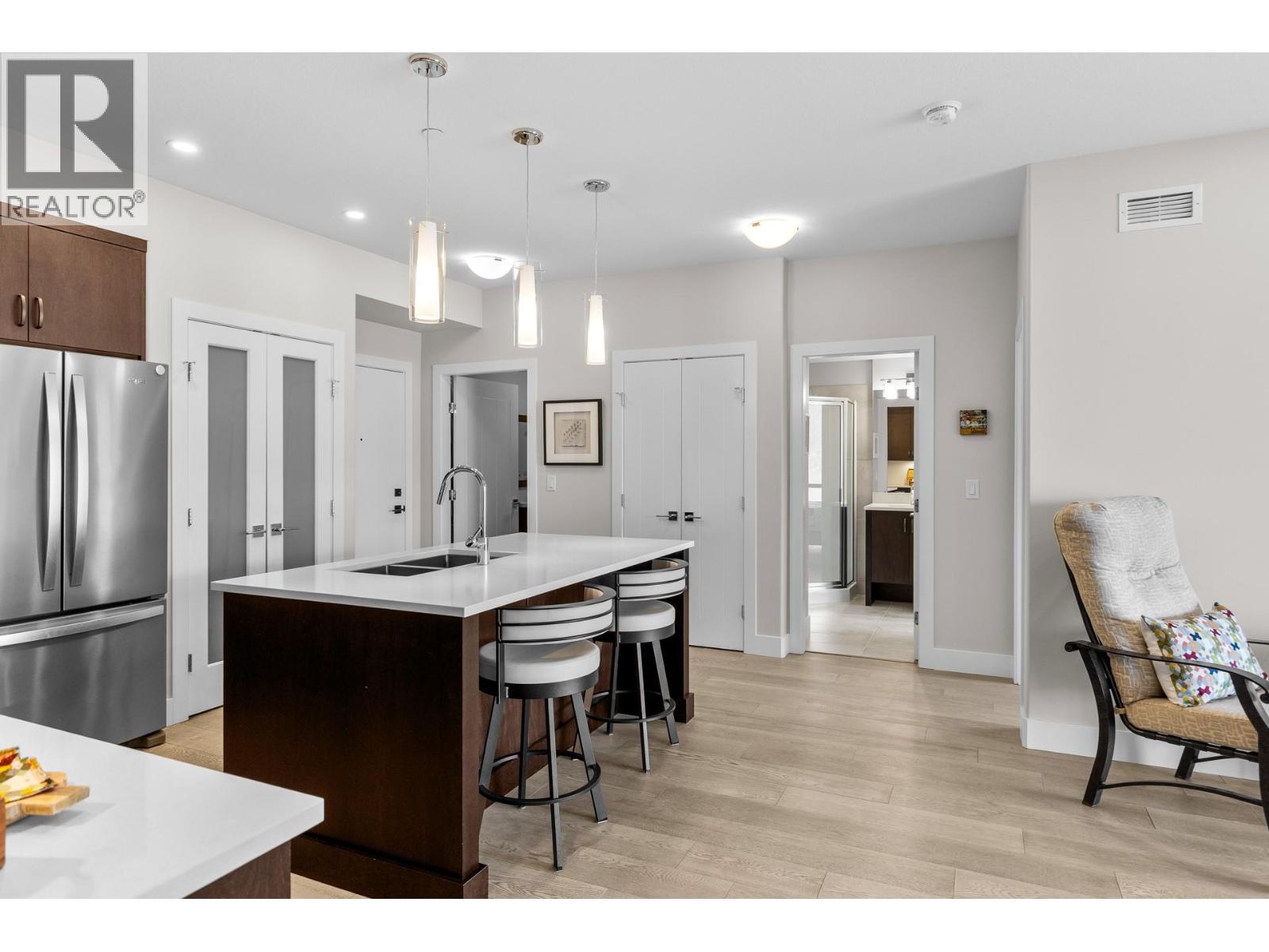 3475 Granite Close Unit# 302