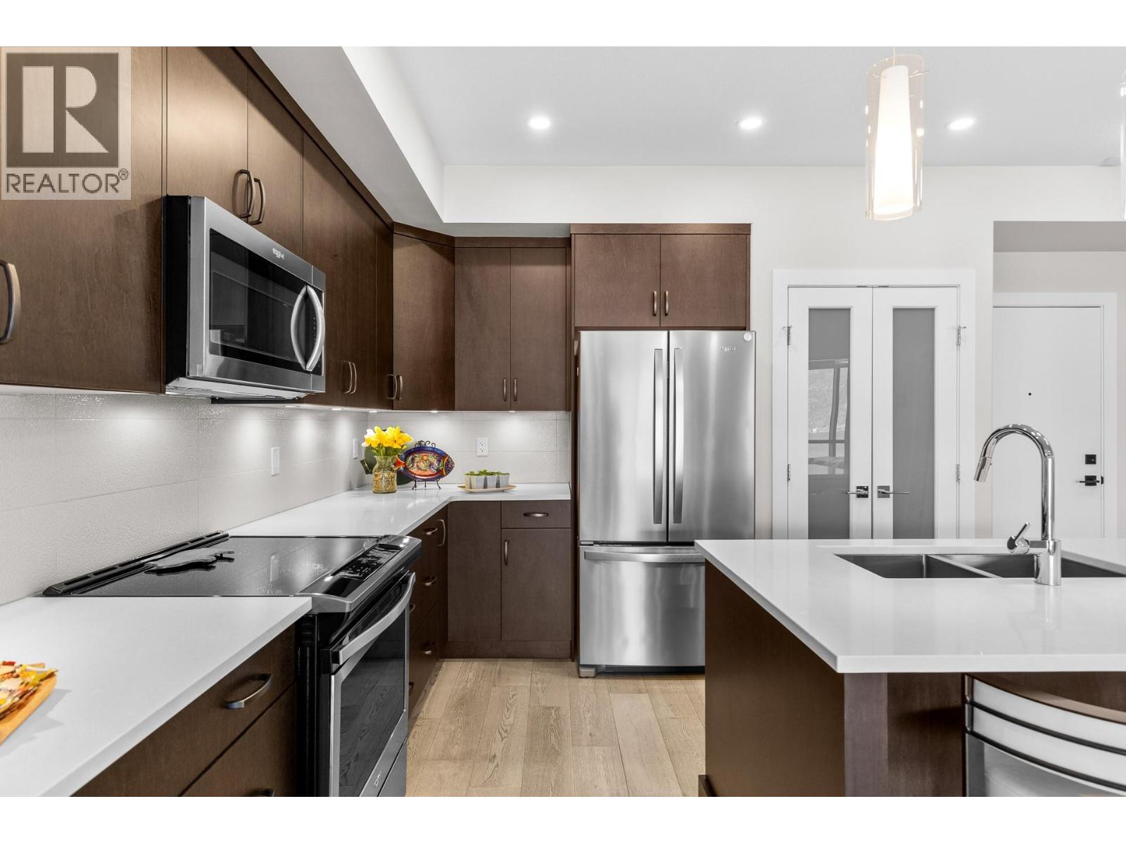 3475 Granite Close Unit# 302
