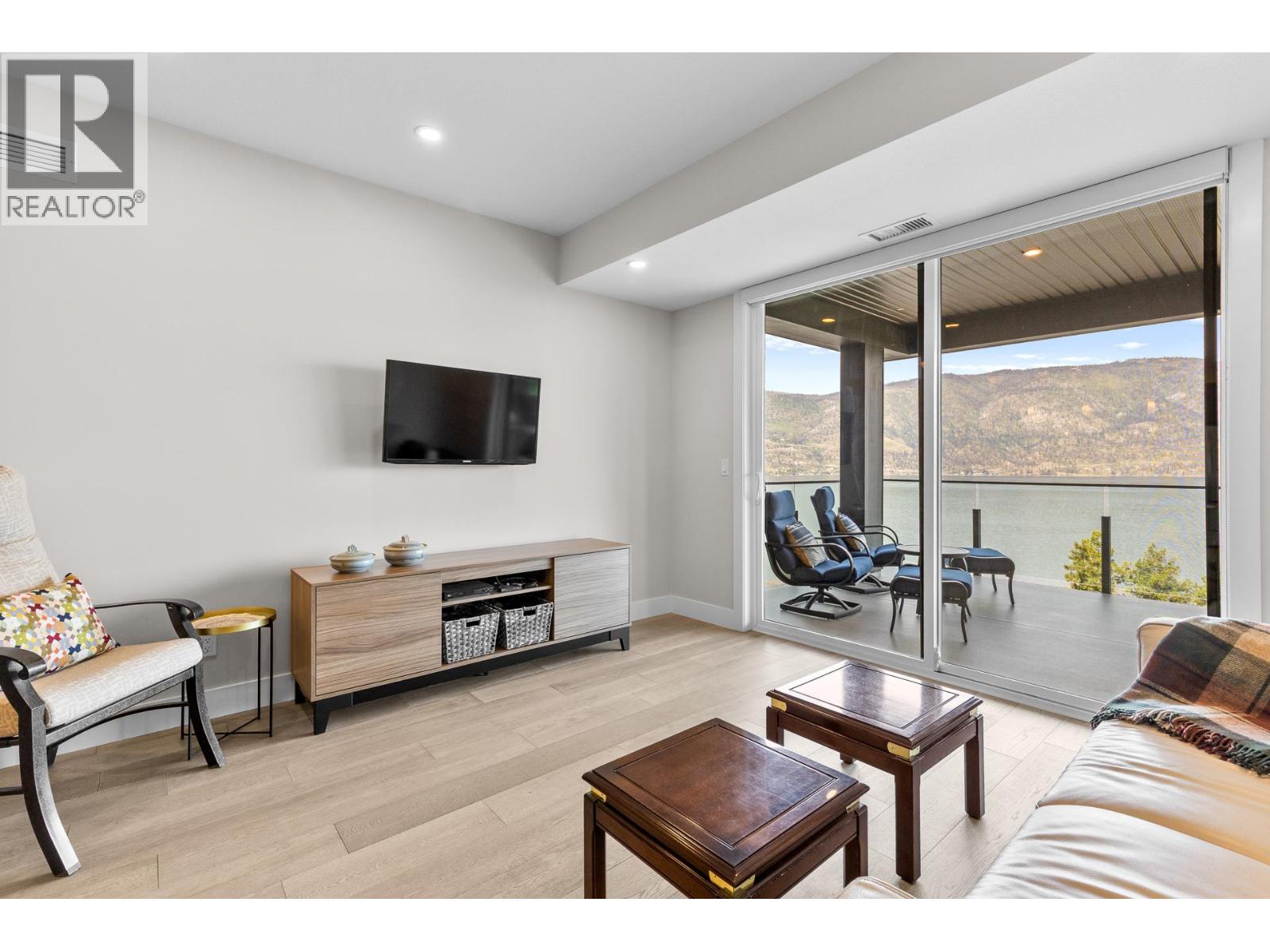3475 Granite Close Unit# 302