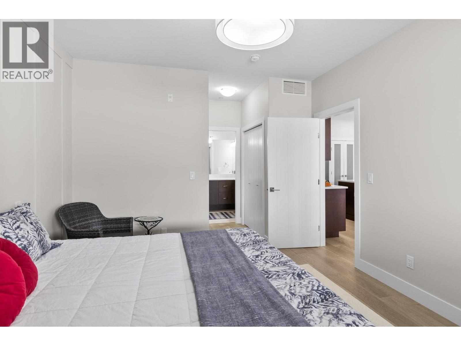 3475 Granite Close Unit# 302