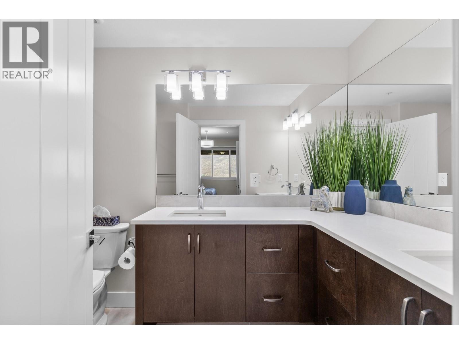 3475 Granite Close Unit# 302