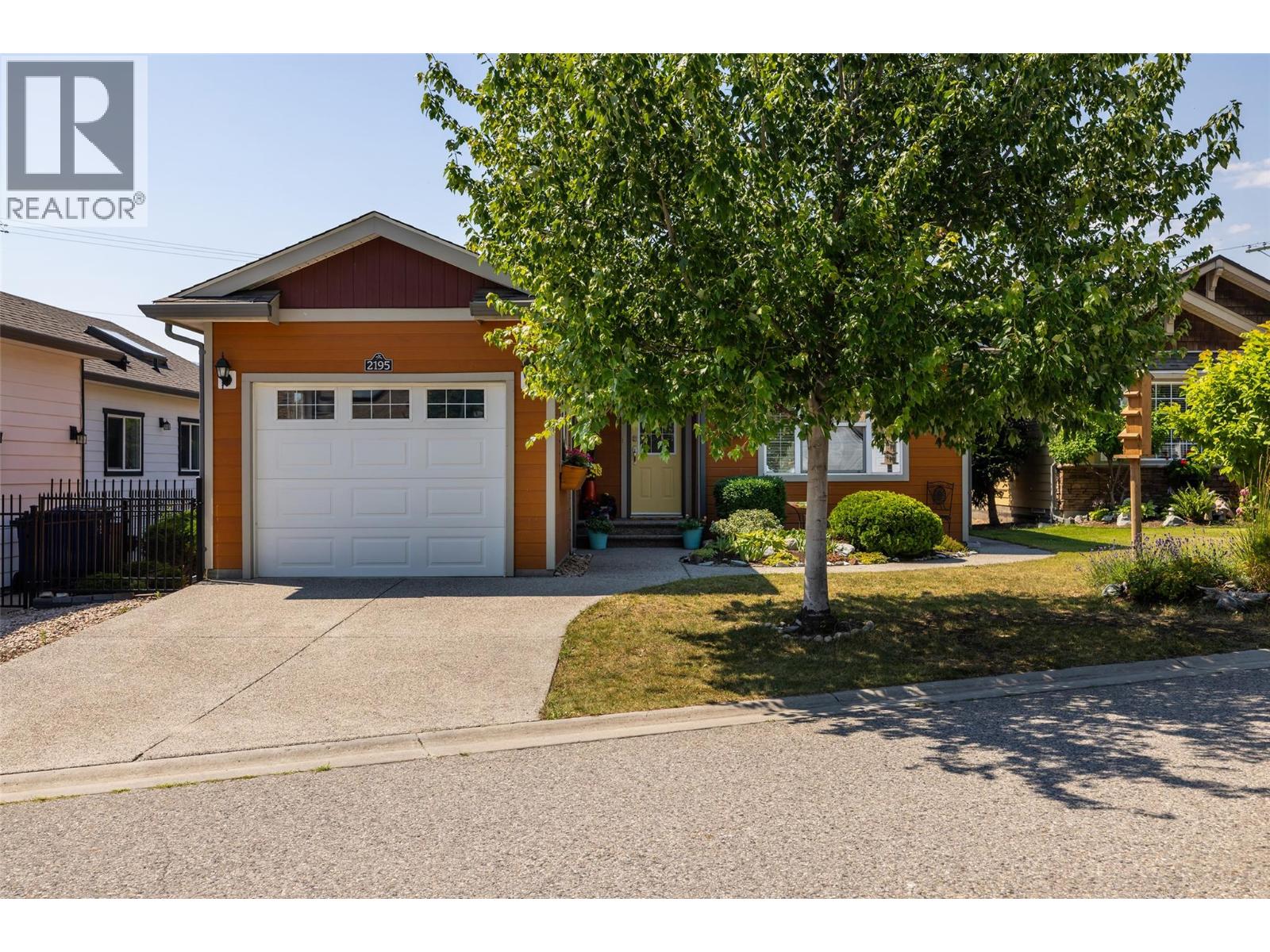 2195 Mimosa Drive