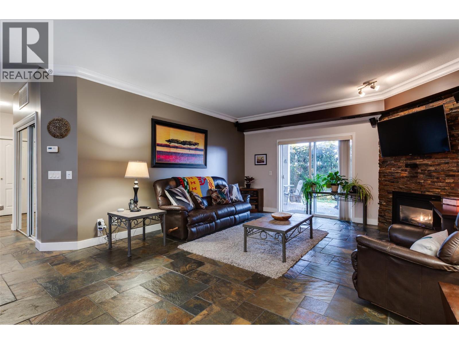 2300 Benvoulin Road Unit# 103