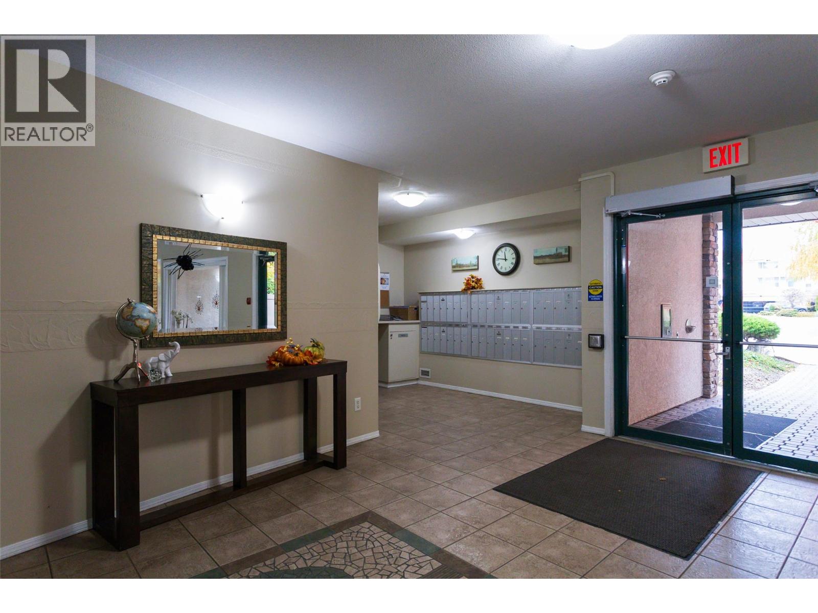 2300 Benvoulin Road Unit# 103