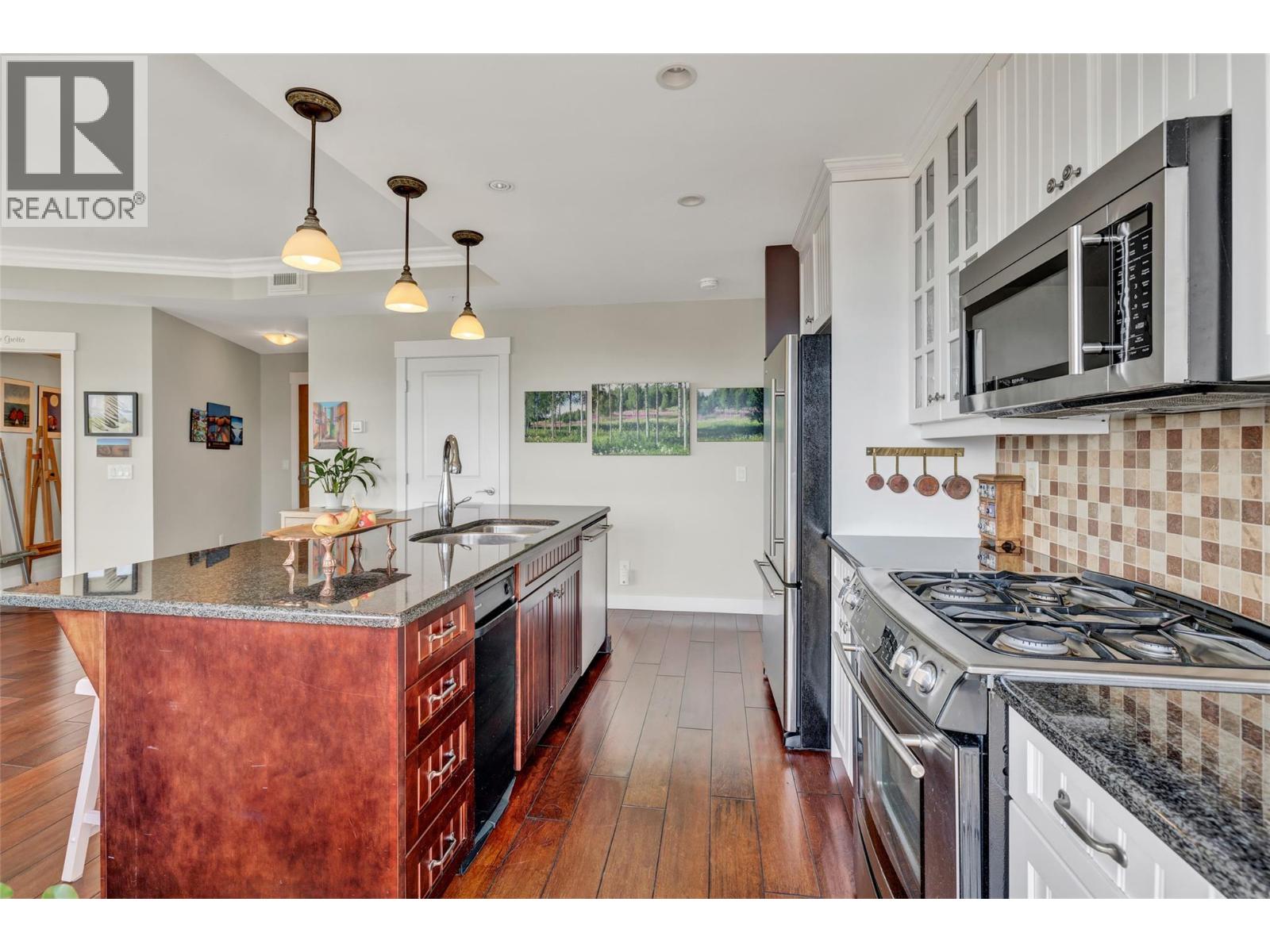 2901 Abbott Street Unit# 305