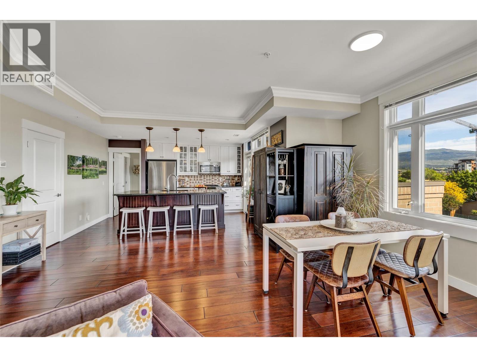 2901 Abbott Street Unit# 305