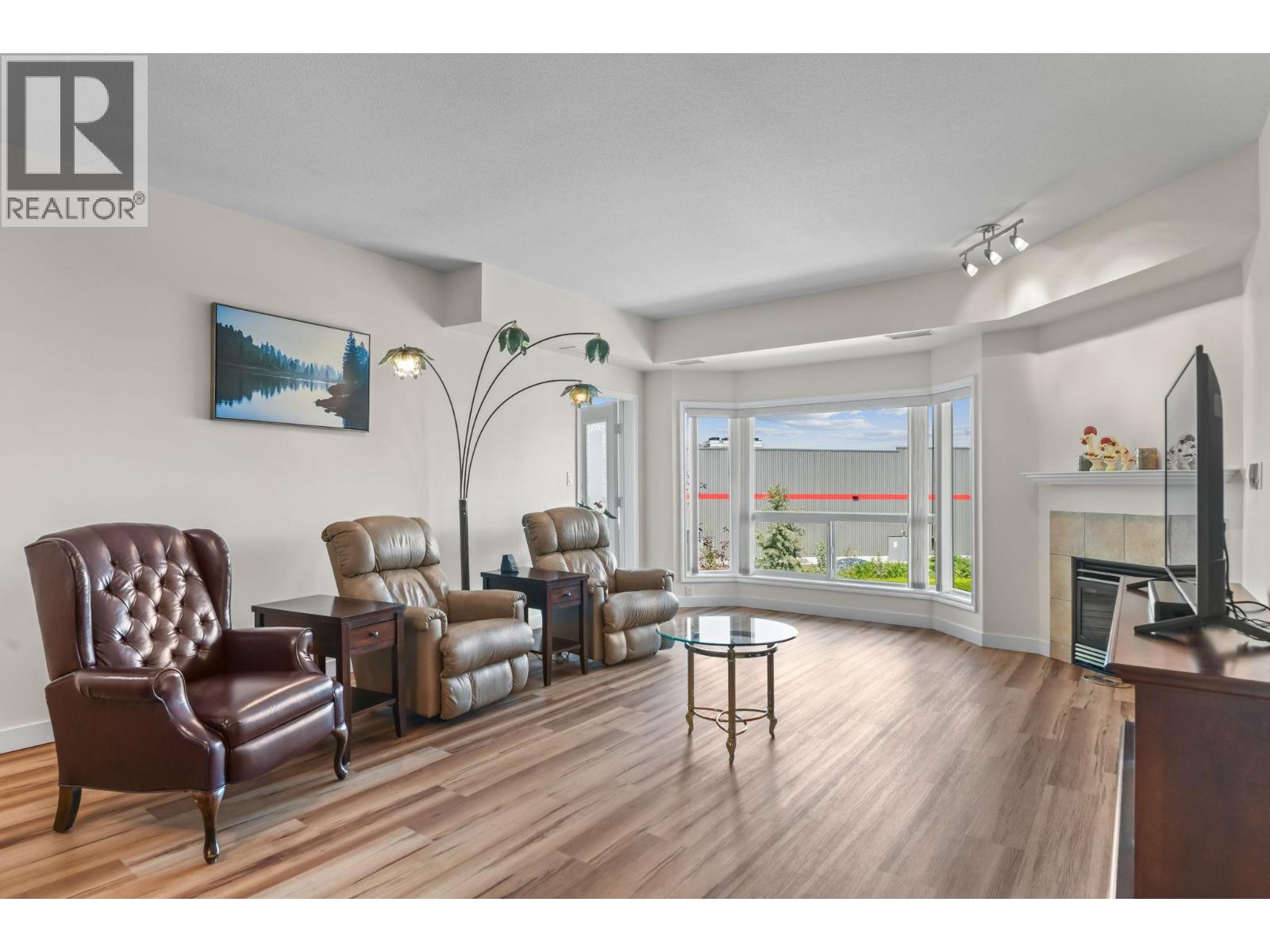 1963 Durnin Road Unit# 303
