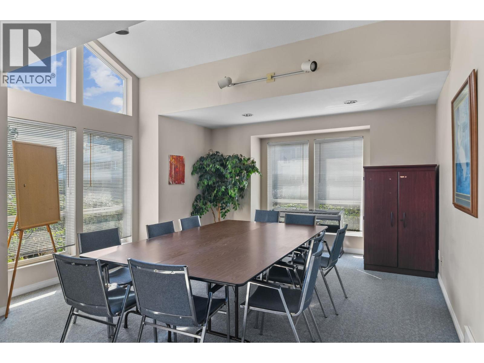1963 Durnin Road Unit# 303