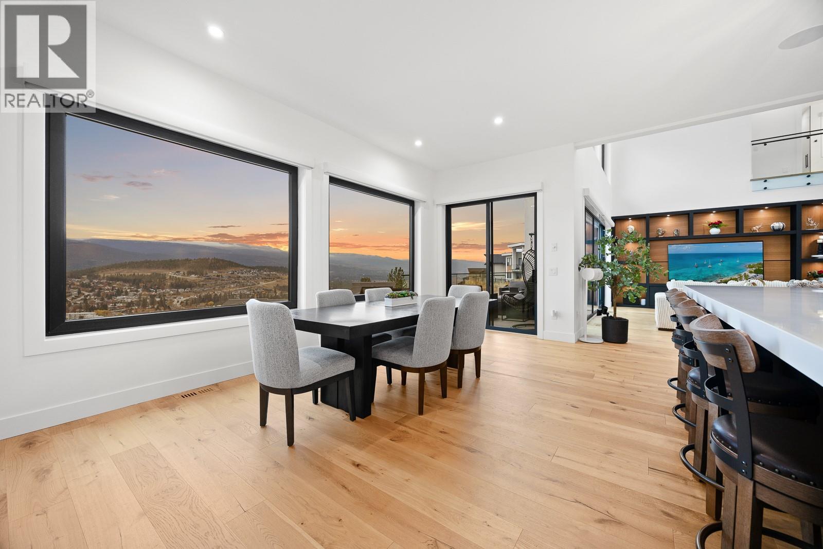 1102 Carnoustie Drive