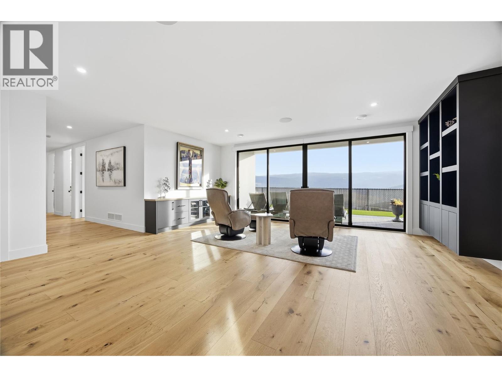 1102 Carnoustie Drive