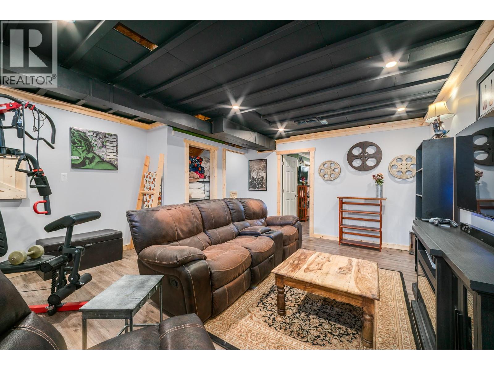 4450 Postill Drive Unit# 8