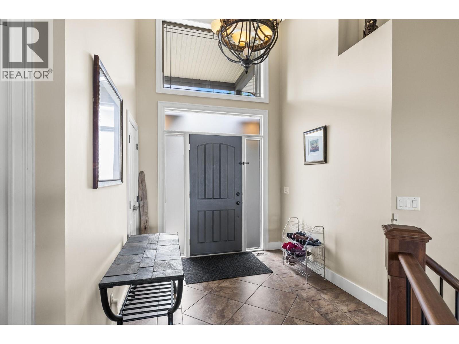 546 Gowen Place