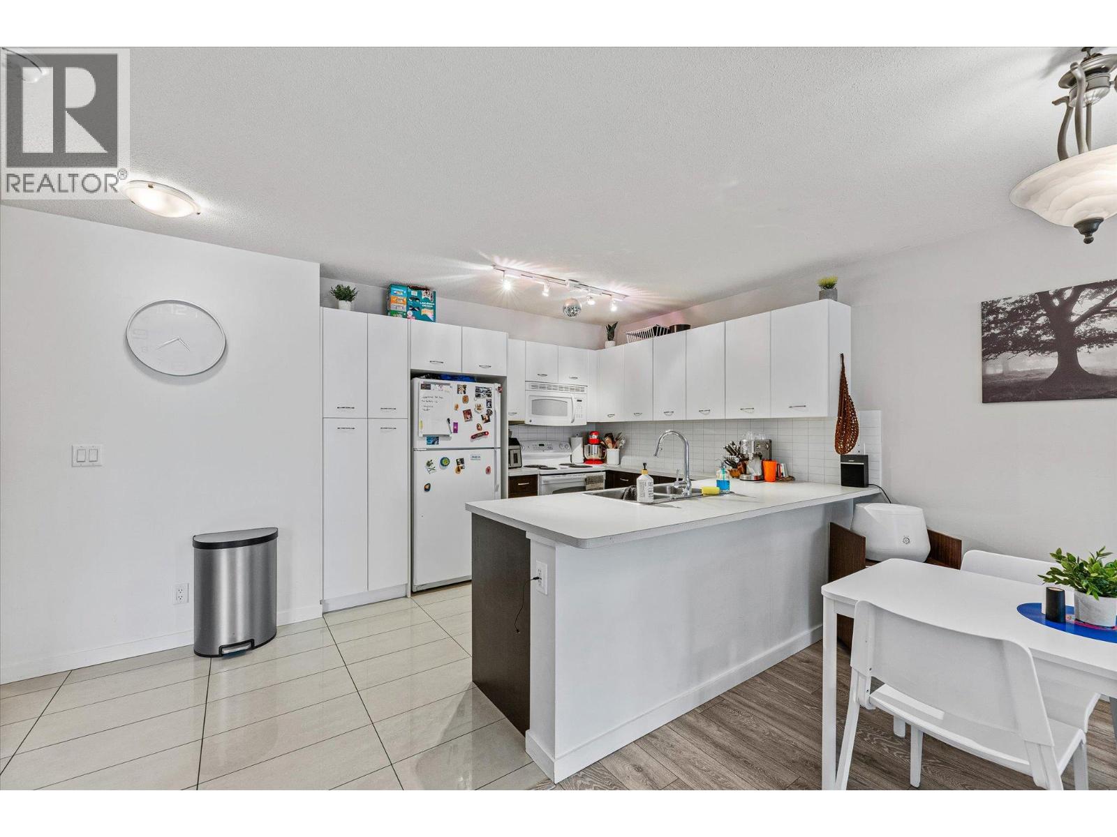 539 Yates Road Unit# 403