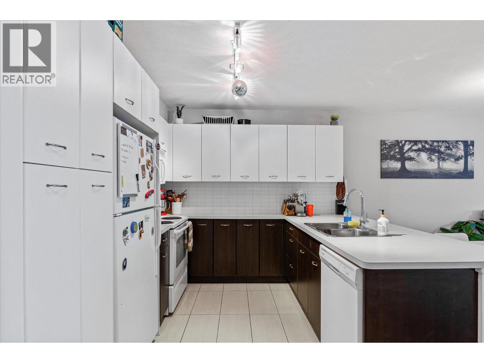 539 Yates Road Unit# 403