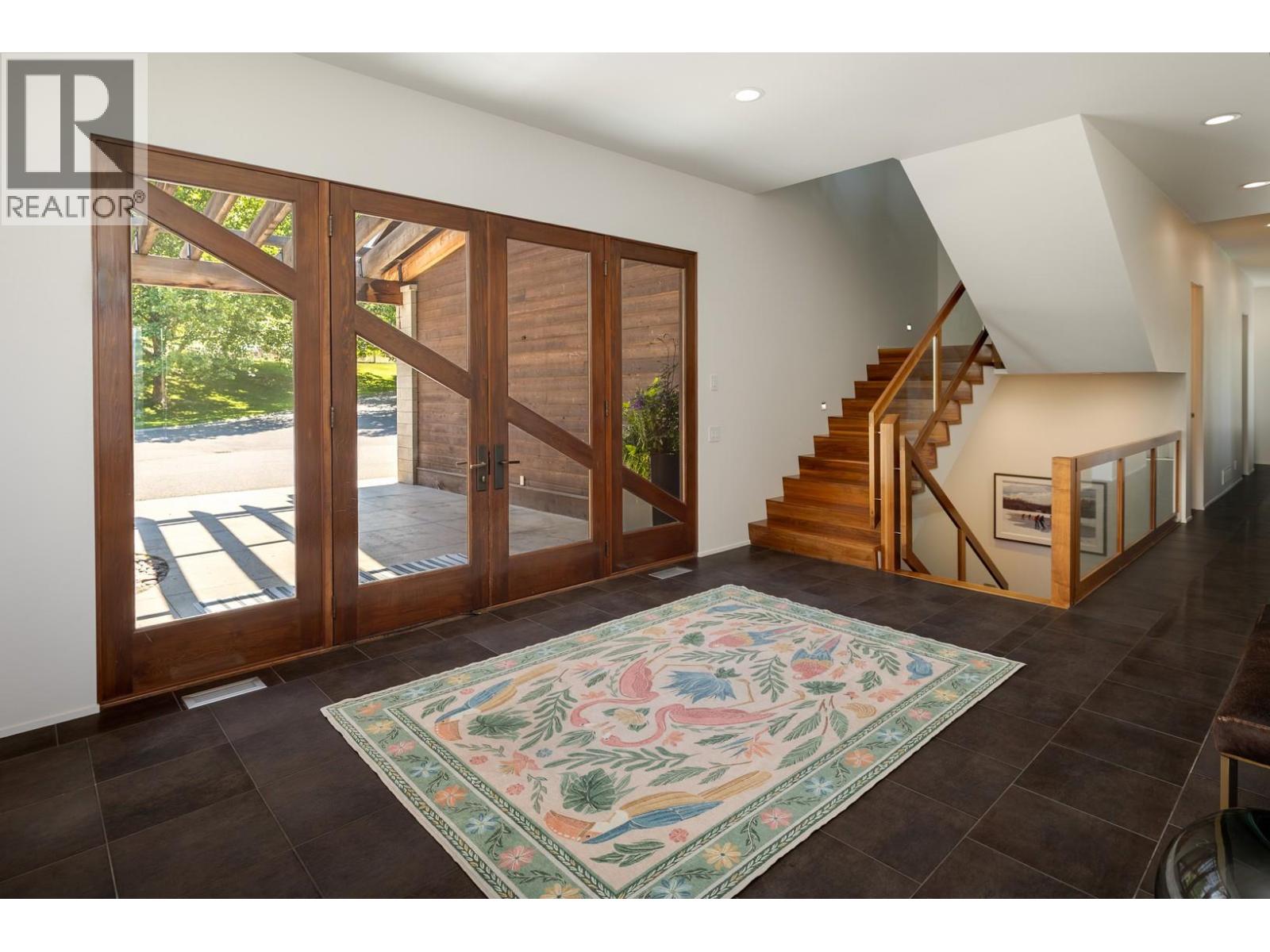 4840 Lakeshore Road