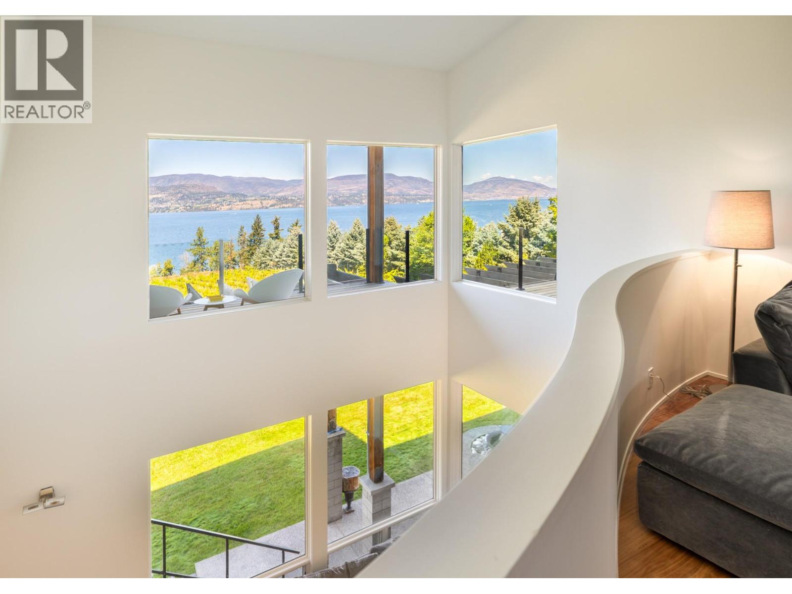 4840 Lakeshore Road