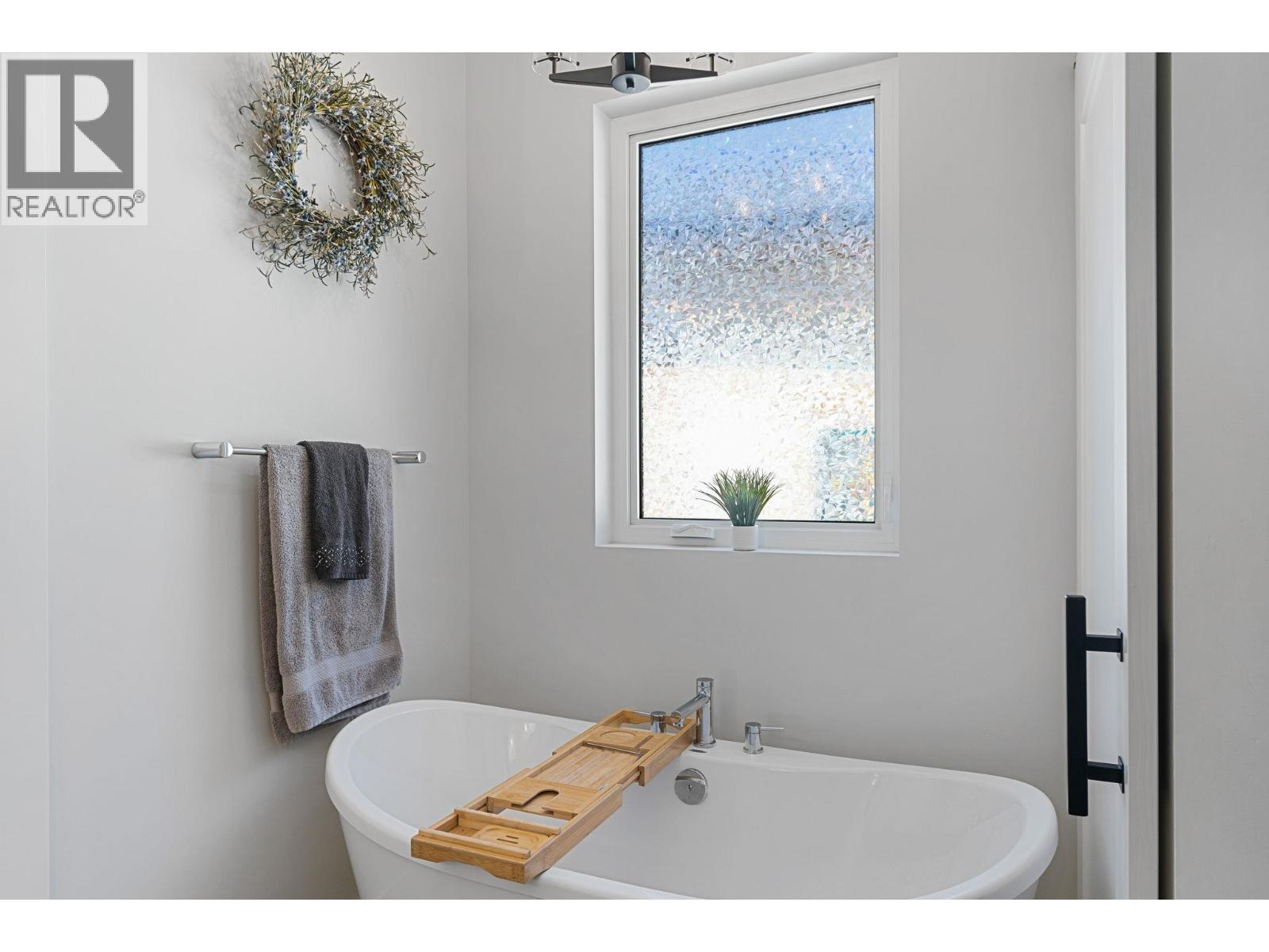 10100 Tyndall Road Unit# 13
