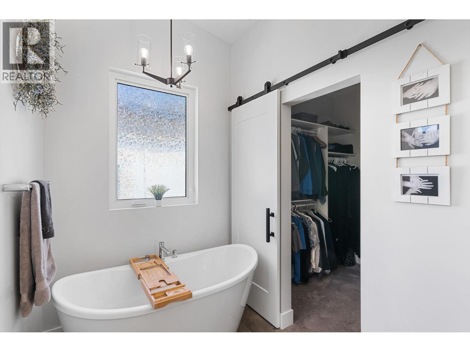 10100 Tyndall Road Unit# 13