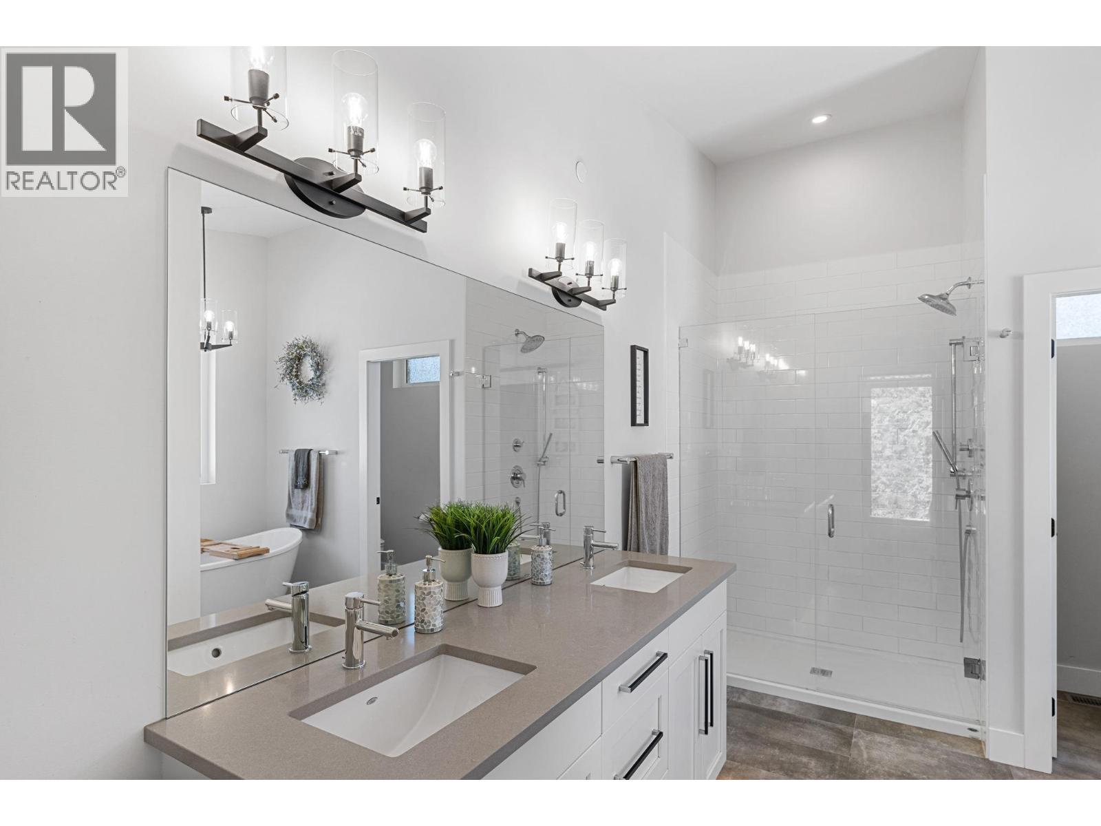 10100 Tyndall Road Unit# 13