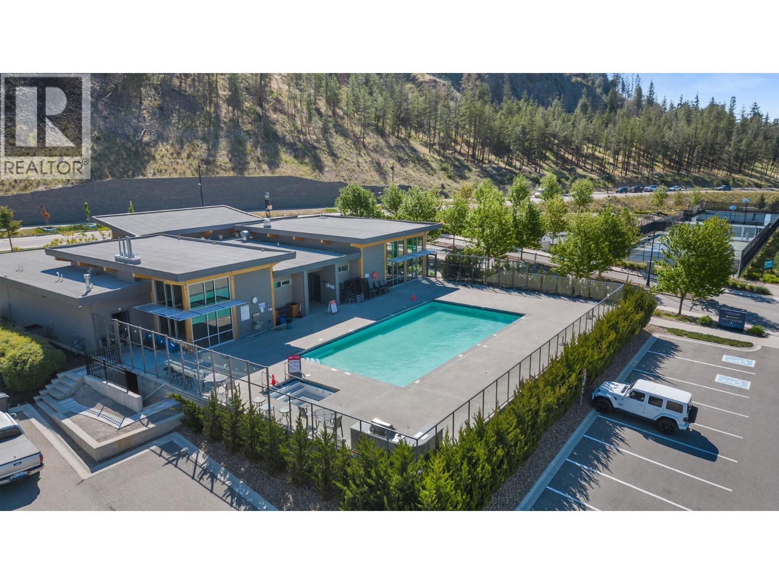10100 Tyndall Road Unit# 13