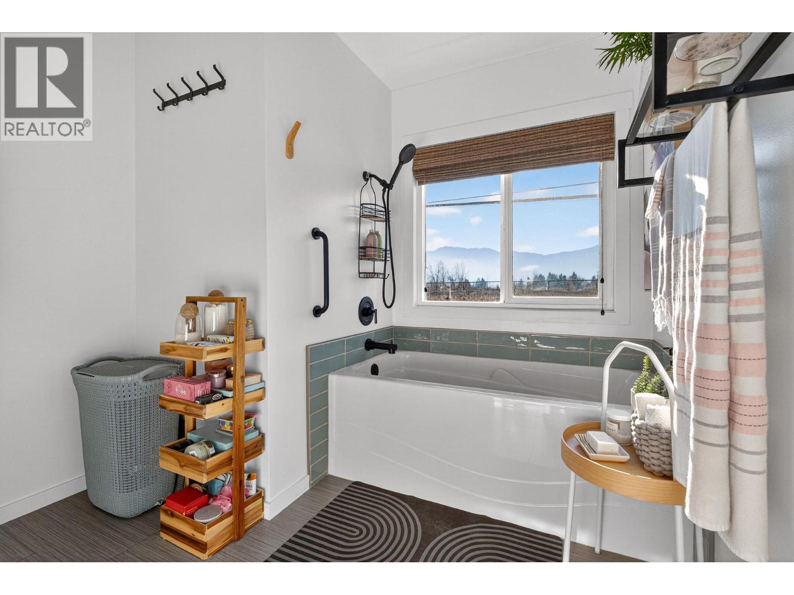 1880 Old Boucherie Road Unit# 137