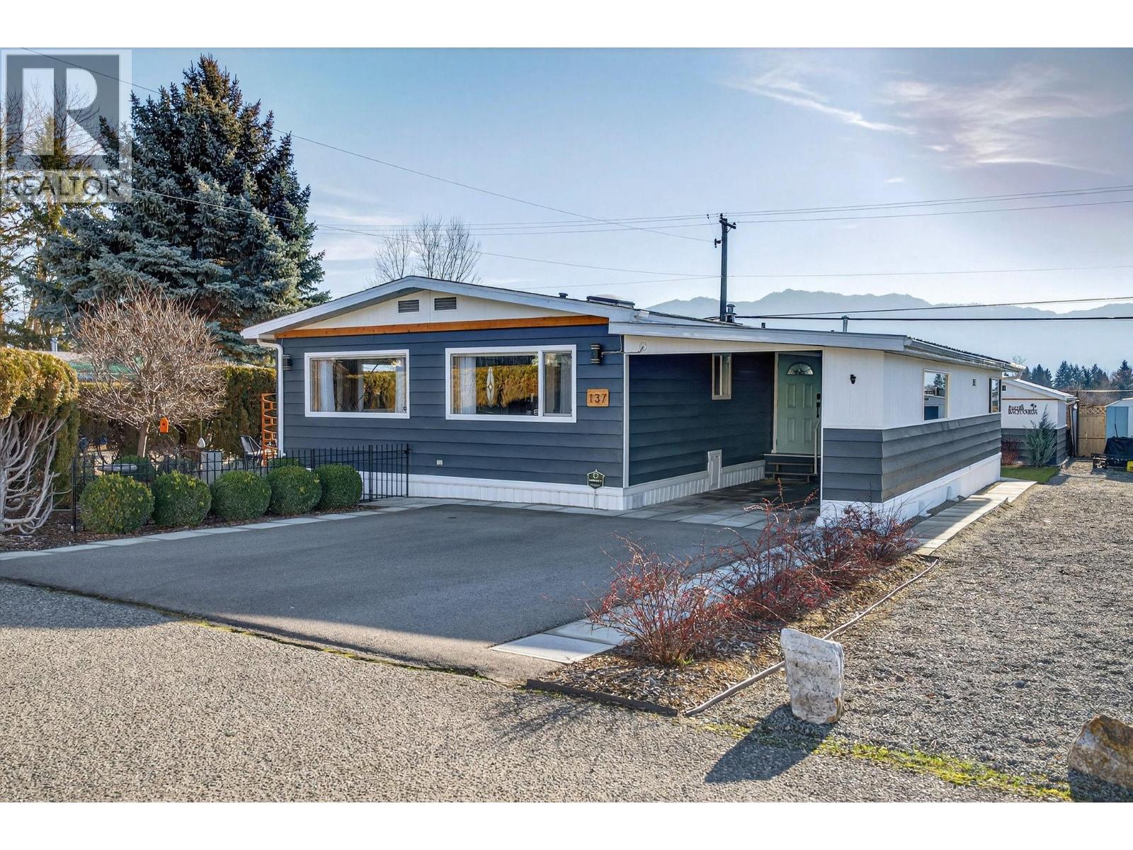 1880 Old Boucherie Road Unit# 137