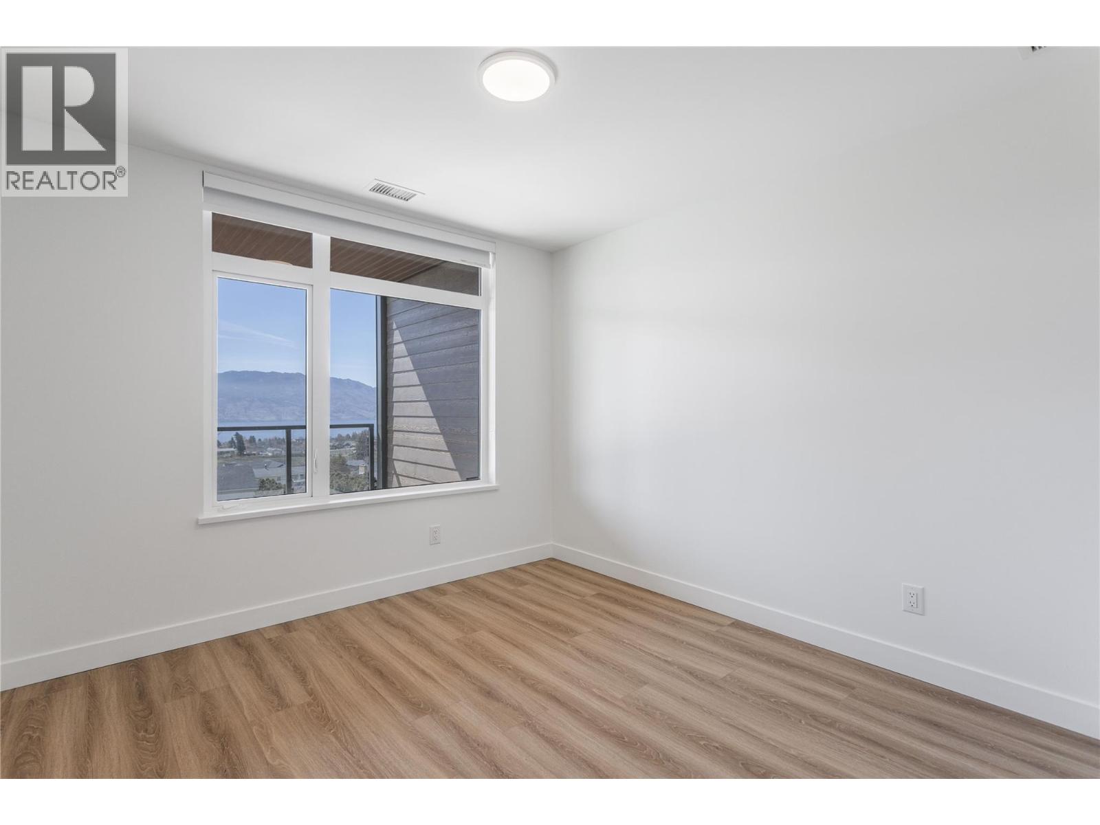 2760 Olalla Road Unit# 206